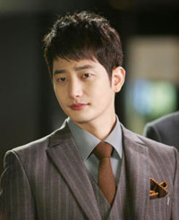 Actor Park Si-hoo