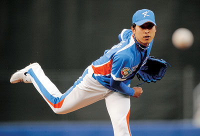 Yoon Suk Min was competive against MLB All-star studded Venezuela in 2009 WBC.