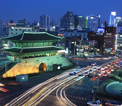 Modern day Dongdaemun night market