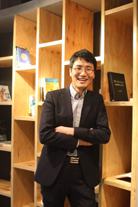Max Han, CEO of Wisdome