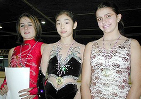 Kim Yuna, middle, is back in Zagreb, Croatia, where she won her last 'Novice' event title. (Yonhap)