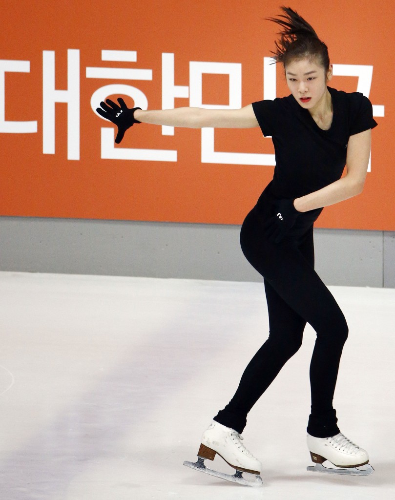 Kim Yuna is going through her practice routine at Zagreb, Croatia. (Yonhap) 