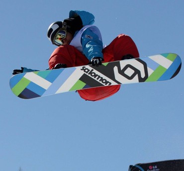 Snowboarder Kim Ho-jun aims to enter the Olympic finals in Sochi after he finished 26th at the Vancouver Games four years ago. (Korea Times)