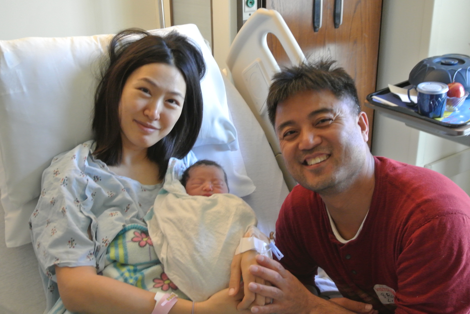 The first Korean baby born in Los Angeles in 2014 was named Ye-ju by her father Kim Hyo-young, 42, and mother Lee Sun-nam, 30, of La Mirada, California. (Jung Gu-hoon)