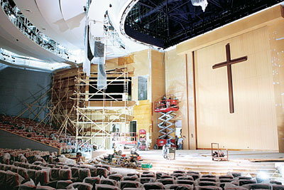 Koreans are building a lot of churches in America. (Korea Times file)