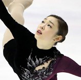 Russia’s Yulia Lipnitskaya, top, has emerged as the biggest threat to Korean figure-skating megastar Kim Yu-na, who is looking to become only the third woman ever to repeat as Olympic champion. (AP-Yonhap, Korea Times)