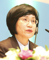 Kwon Seon-joo
IBK CEO