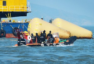 Efforts to rescue missing passengers are still underway Monday. / The Korea Times