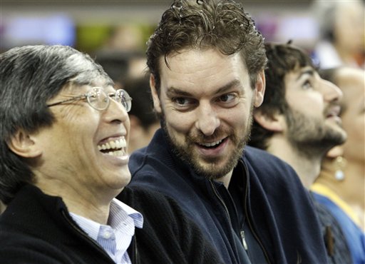 Pau Gasol, Patrick Soon-Shiong