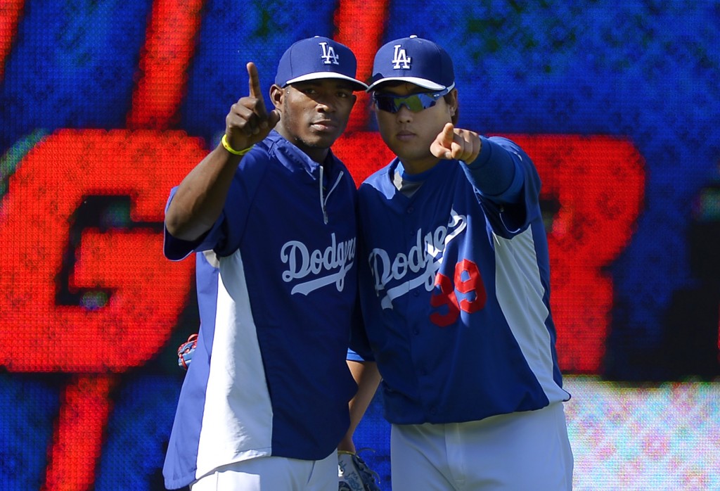 It just became more affordable and easier for the Korea Times readers to go see Ryu Hyun-jin, left, and Yasiel Puig play at Dodger Stadium. 