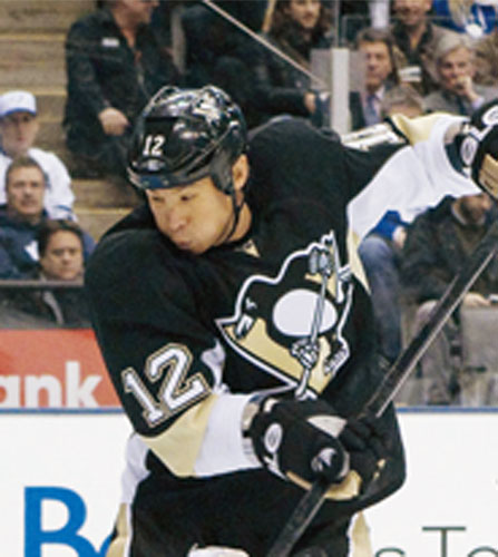 Richard Park played his final season with the Pittsburgh Penguins. (Korea Times file)