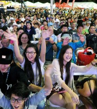 Radio Seoul's Youth Talent Show on Saturday was held inside Seoul International Park. (The Korea Times)