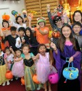 Korean American children gather to celebrate Halloween at Jung Hye Sa Buddhist Temple in Anaheim Thursday. (Park Sang-hyuk/The Korea Times)