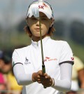 Choi Na-Yeon, a 7-time winner on the LPGA Tour, is right on the heels of the leader Stacy Lewis. (Korea Times file)