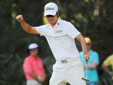Despite going through some alleged personal difficulties, Kevin Na still pulled through with a safe 1-under 71. (Yonhap)