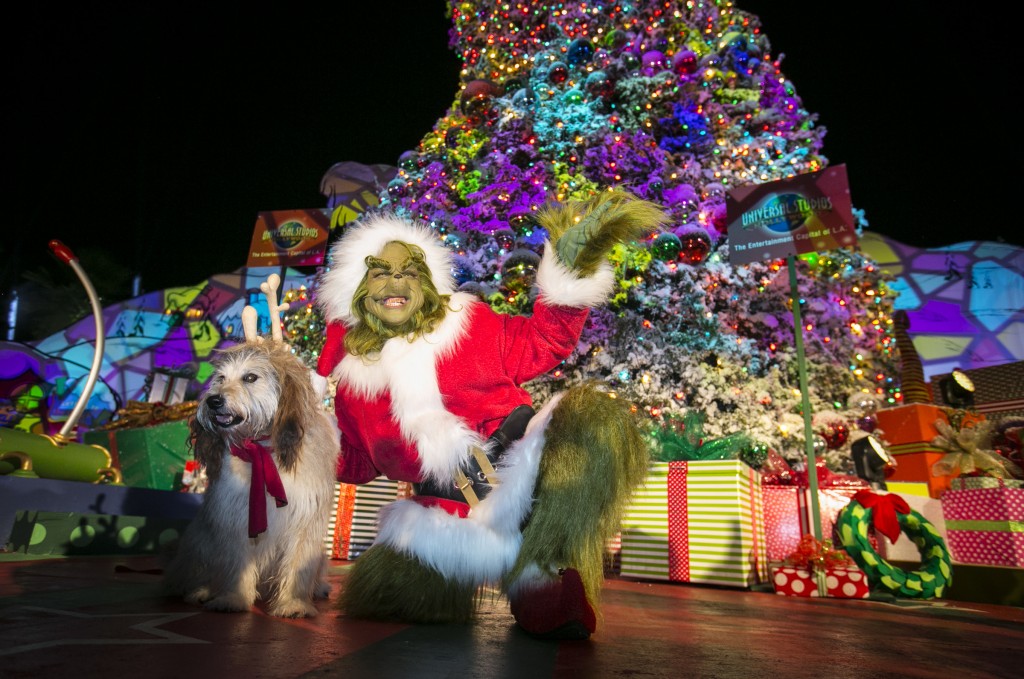Los Angeles Mayor presents Universal Studios Hollywood with first ever "Grinchmas" Mayoral Proclamation, going the Grinch, Max the dog and the Whoos of Whoville to light the "Grinchmas" Tree Dec. 4, 2014. (Photo by David Sprague)