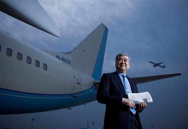 Shown is Korean Air chairman Cho Yang-ho whose daughter resigned after a controversy on one of the airline's flights. (Yonhap)