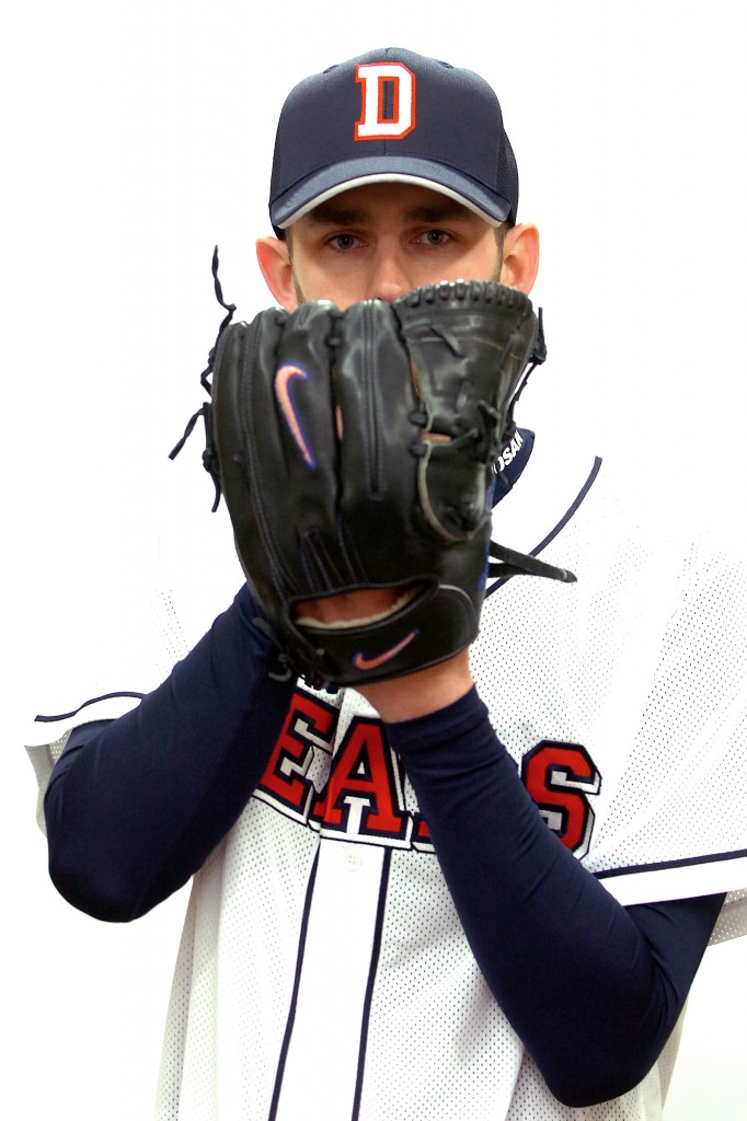 Dustin Nippert (NEWSis)