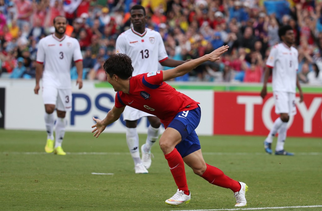 Cho Young-cheol celebrates after scoring his first international goal. (Yonhap)