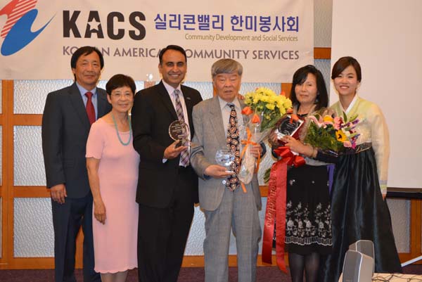 Left to right: KACS leaders James Chun and Kim Hee-sik, San Jose City Councilman Ash Kalra, member Ha Byung-yoon, volunteer Choi Mi-soon, KACS Director Eunice Chun.