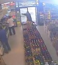 Security footage of the shooting at the Georgia liquor store on May 31, 2015. (Korea Times file)