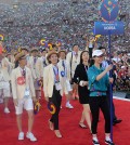 The South Korean Special Olympics team enters the Opening Ceremony inside the Los Angeles Memorial Coliseum Saturday. (Yonhap)