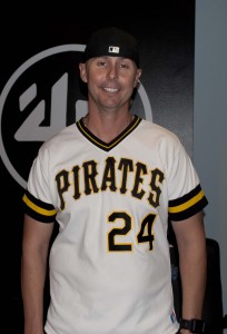 Pirates fan and former minor league pitcher John Owens (Brian Han/Korea Times)