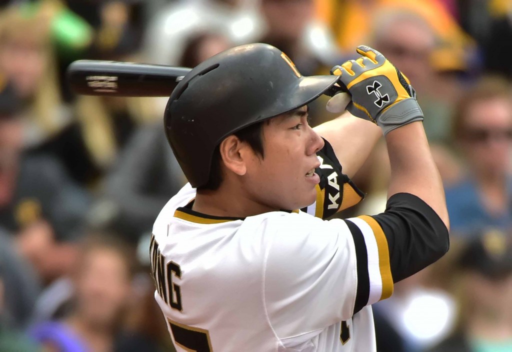 Pittsburgh Pirates' Kang Jung-ho singles during a baseball game against the Milwaukee Brewers, Sunday, Sept. 13, 2015, in Pittsburgh. The Pirates won 7-6. (Peter Diana/Pittsburgh Post-Gazette via AP)