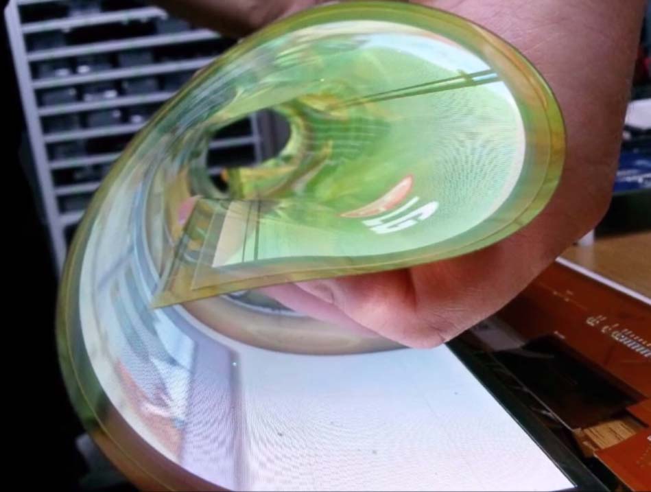 LG plans to unveil its rollable television by 2016. (Courtesy of LG Electronics)