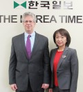 Fort Lee mayoral candidate Eric Fisher, City Council candidate Margaret Ahn (Korea Times)