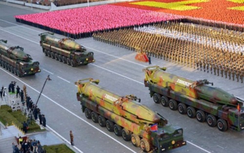 North Korea displays road-mobile intercontinental ballistic missiles, known as the KN-08, with round warheads during a military parade on Oct. 10, 2015, at Kim Il-sung Square in Pyongyang to mark the 70th anniversary of the founding of the ruling Workers' Party. (Yonhap)