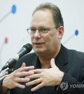 Jim Newton, the founder of TechShop Inc., speaks at a press conference held in Daejeon on Oct. 21, 2015. (Yonhap)