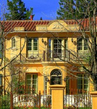 A home in Atherton, Calif., which topped the list for the highest average housing prices in the U.S. (Courtesy of Ed Blerman via Flickr/CC)