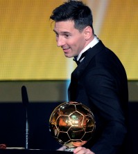 Argentina's Lionel Messi delivers a speech after winning the FIFA Men's soccer player of the year 2015 prize during the FIFA Ballon d'Or awarding ceremony at the Kongresshaus in Zurich, Switzerland, Monday, January 11, 2016. (Walter Bieri/KEYSTONE via AP))