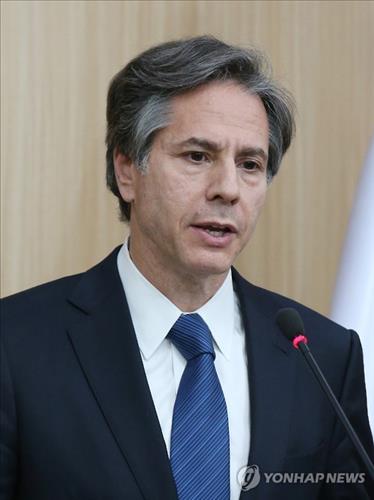 U.S. Deputy Secretary of State Tony Blinken speaks at a news conference at the Foreign Ministry in Seoul on April 19, 2016.