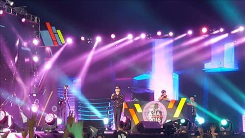 South Korean rapper MC Mong performs at Viral Fest Asia 2016 that was held in Bali, Indonesia, on July 16, 2016.