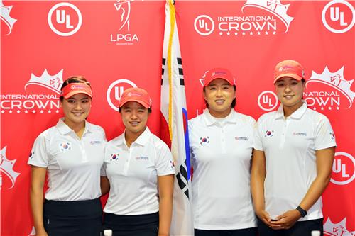 From left: South Korean golfers Ryu So-yeon, Kim Sei-young, Amy Yang and Chun In-gee pose for pictures after a press conference ahead of the International Crown golf tournament in Gurnee, Illinois, on July 19, 2016, in this photo provided by LPGA Tour.