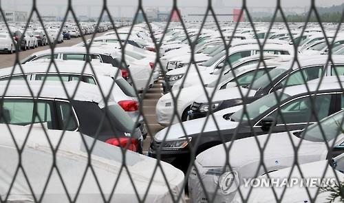 Volkswagen cars are parked at the port of Pyeongtaek, south of Seoul, on Aug. 2, 2016. 