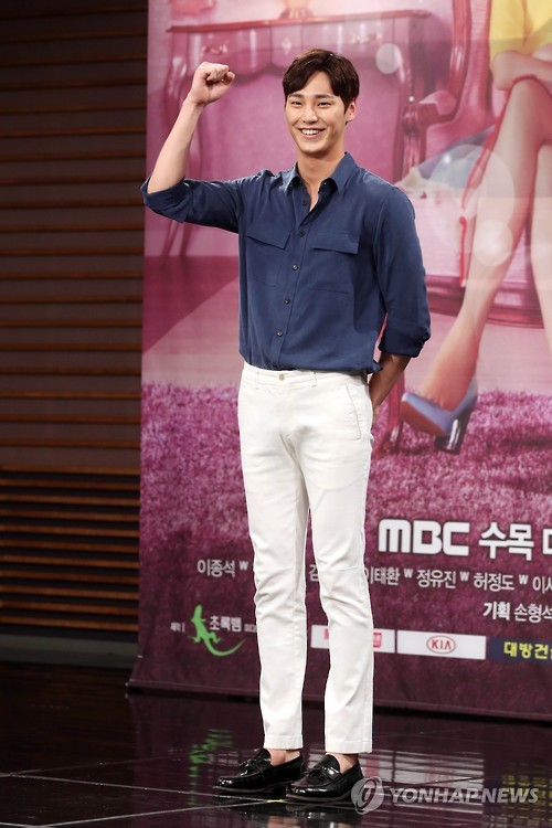 South Korean actor Lee Tae-hwan poses for a photo during the press conference for MBC's new drama "W" on July 18, 2016.