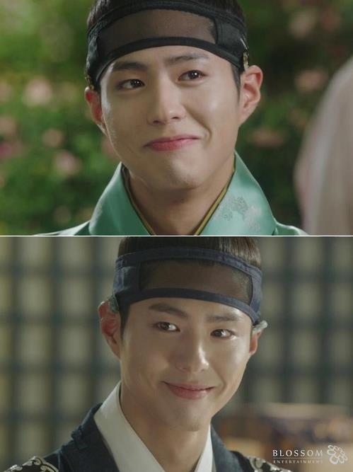 This image shows stills of Park Bo-gum in the drama "Love in the Moonlight." 