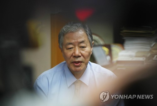 Lee Kyung-jae, a legal representative of Choi Soon-sil 