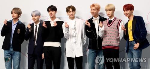 The K-pop band BTS poses for the camera during a press conference at Lotte Hotel in central Seoul on Sept. 18, 2017. (Yonhap)