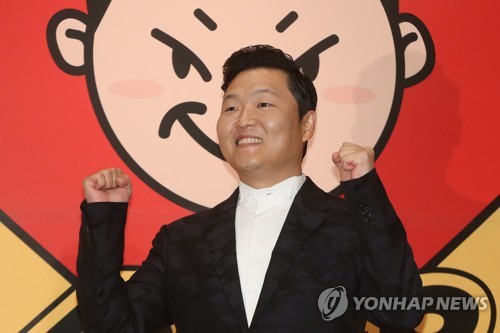 South Korean singer Psy poses for a photo during a publicity event in Seoul on May 10, 2017, to unveil his eighth album featuring 10 songs, including the title track "New Face" and the first track "I Luv It." (Yonhap)