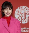 Actress Lee Na-young poses for photos during a press conference for "Beautiful Days" at the 23rd Busan International Film Festival in Busan on Oct. 4, 2018. (Yonhap)