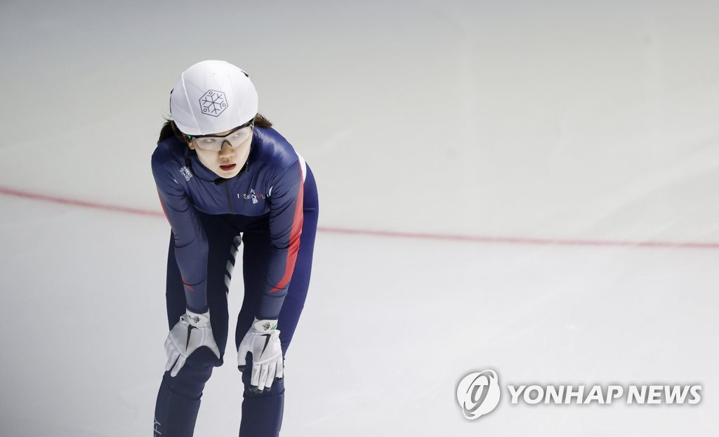 In this file photo from May 6, 2021, South Korean short track speed skater Shim Suk-hee takes a moment after winning the women's 1,000m final in the 2021-22 season national team trials at Taeneung International Rink in Seoul. (Yonhap)