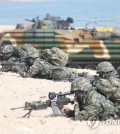 Troops engage in the South Korea-U.S. Ssangyong amphibious landing exercise in Pohang, 272 kilometers southeast of Seoul, on March 29, 2023. (Yonhap)