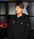 Three members of the South Korean national baseball team at the World Baseball Classic (WBC) apologized Thursday for going out for drinks during the March tournament in Tokyo, saying they will fully cooperate with the upcoming investigation by the professional league. SSG Landers pitcher Kim Kwang-hyun, NC Dinos pitcher Lee Yong-chan and Doosan Bears pitcher Jeong Cheol-won apologized for their actions prior to their respective Korea Baseball Organization (KBO) games Thursday. The three players had earlier confirmed a media report that claimed they had gone out for drinks during the preliminary round of the tournament in Tokyo. SSG Landers pitcher Kim Kwang-hyun apologizes for drinking during the World Baseball Classic in Tokyo prior to a Korea Baseball Organization regular season game against the Samsung Lions at Incheon SSG Landers Field in Incheon, some 30 kilometers west of Seoul, on June 1, 2023, in this photo provided by the Landers. (PHOTO NOT FOR SALE) (Yonhap) SSG Landers pitcher Kim Kwang-hyun apologizes for drinking during the World Baseball Classic in Tokyo prior to a Korea Baseball Organization regular season game against the Samsung Lions at Incheon SSG Landers Field in Incheon, some 30 kilometers west of Seoul, on June 1, 2023, in this photo provided by the Landers. (PHOTO NOT FOR SALE) (Yonhap) The report, citing unnamed sources, said the trio had drinks on March 8, the eve of South Korea's first game against Australia and again on March 9, the day before South Korea faced Japan. The media report sparked outrage among baseball fans -- not so much because the players had drinks per se, but because they apparently did so before both of the team's most important games of the tournament. South Korea lost both of those games and was eliminated from the opening round for the third consecutive WBC. The players, while admitting to having drinks, disputed the reported dates of those occasions. They said they first had drinks on March 7 and again after the Japan game on March 10, though not always together. Lee said he met a friend at a Korean restaurant in Tokyo on March 7. Jeong said he and Kim had some snacks and drinks after the Japan game. NC Dinos pitcher Lee Yong-chan apologizes for drinking during the World Baseball Classic in Tokyo prior to a Korea Baseball Organization regular season game against the Doosan Bears at Changwon NC Park in Changwon, some 300 kilometers southeast of Seoul, on June 1, 2023, in this photo provided by the Dinos. (PHOTO NOT FOR SALE) (Yonhap) NC Dinos pitcher Lee Yong-chan apologizes for drinking during the World Baseball Classic in Tokyo prior to a Korea Baseball Organization regular season game against the Doosan Bears at Changwon NC Park in Changwon, some 300 kilometers southeast of Seoul, on June 1, 2023, in this photo provided by the Dinos. (PHOTO NOT FOR SALE) (Yonhap) They also denied the report's claim that they had been accompanied by female waitresses. Kim, the senior member of the group at 34, was removed from the active roster. He had been scheduled to start Thursday's game against the Dinos. "I'd like to apologize to all fans of baseball and my fellow players from the bottom of my heart for acting so foolishly during the national team tournament," Kim read from a statement. "I regret not exercising my self-control as a veteran of the team." Lee's and Jeong's apologies mostly struck the same note, saying they regretted going out for drinks while playing for the country. The KBO doesn't have grounds for penalizing players for drinking while with the national team. However, the league does require national team players to "act with honor and dignity" while representing the country. The KBO has said it will try to determine whether Kim, Lee and Jeong had violated rules guiding national team members. Doosan Bears pitcher Jeong Cheol-won apologizes for drinking during the World Baseball Classic in Tokyo prior to a Korea Baseball Organization regular season game against the NC Dinos at Changwon NC Park in Changwon, some 300 kilometers southeast of Seoul, on June 1, 2023. (Yonhap) Doosan Bears pitcher Jeong Cheol-won apologizes for drinking during the World Baseball Classic in Tokyo prior to a Korea Baseball Organization regular season game against the NC Dinos at Changwon NC Park in Changwon, some 300 kilometers southeast of Seoul, on June 1, 2023. (Yonhap)