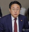 Oceans Minister Kang Do-hyung speaks during a meeting held in Seoul on March 6, 2024. (Yonhap)