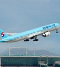 This file photo provided by Korean Air Co. shows one of its aircraft taking off at an airport. (PHOTO NOT FOR SALE) (Yonhap)