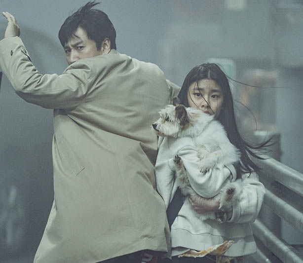 A still cut, provided by CJ ENM on July 11, 2024, shows lead actor Lee Sun-kyun (L) and Kim Su-an from "Project Silence." (PHOTO NOT FOR SALE) (Yonhap)